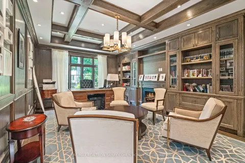 32 Truman Rd, Toronto, ON M2L 2L5