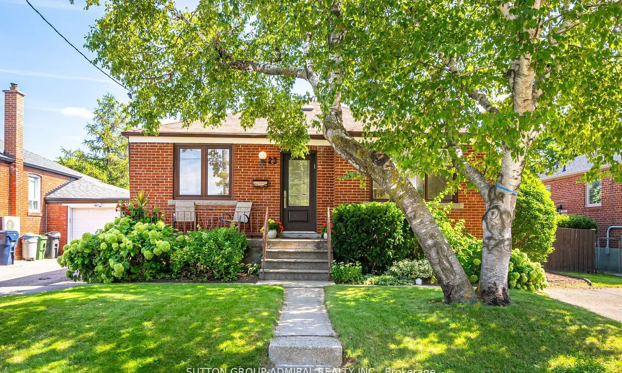 23 Vinci Cres, Toronto, ON M3H 2Y6