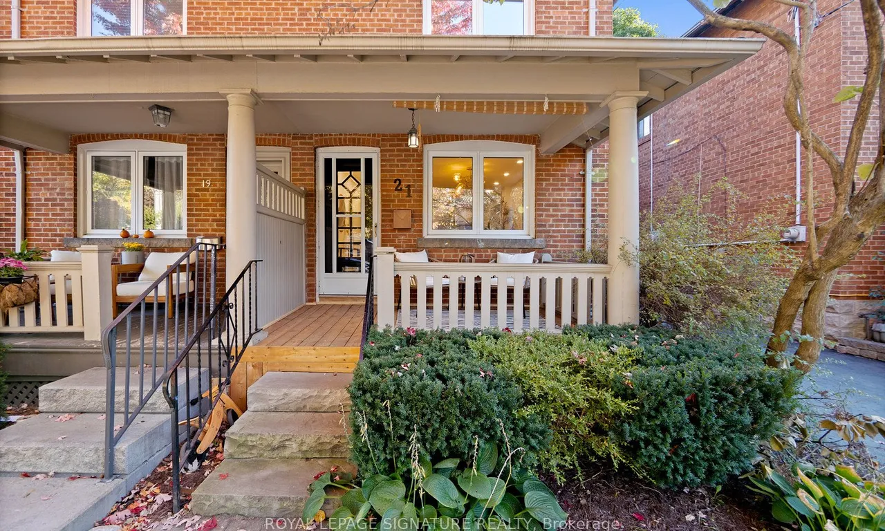 21 Glengarry Ave, Toronto, ON M5M 1C8
