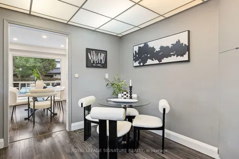 31 Green Bush Rd, Toronto, ON M2M 1P2