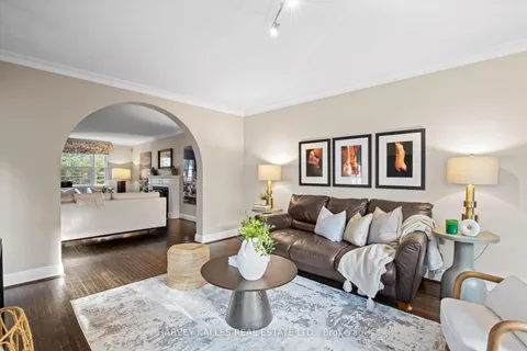 14 Lawnhurst Blvd, Toronto, ON M6B 3C6