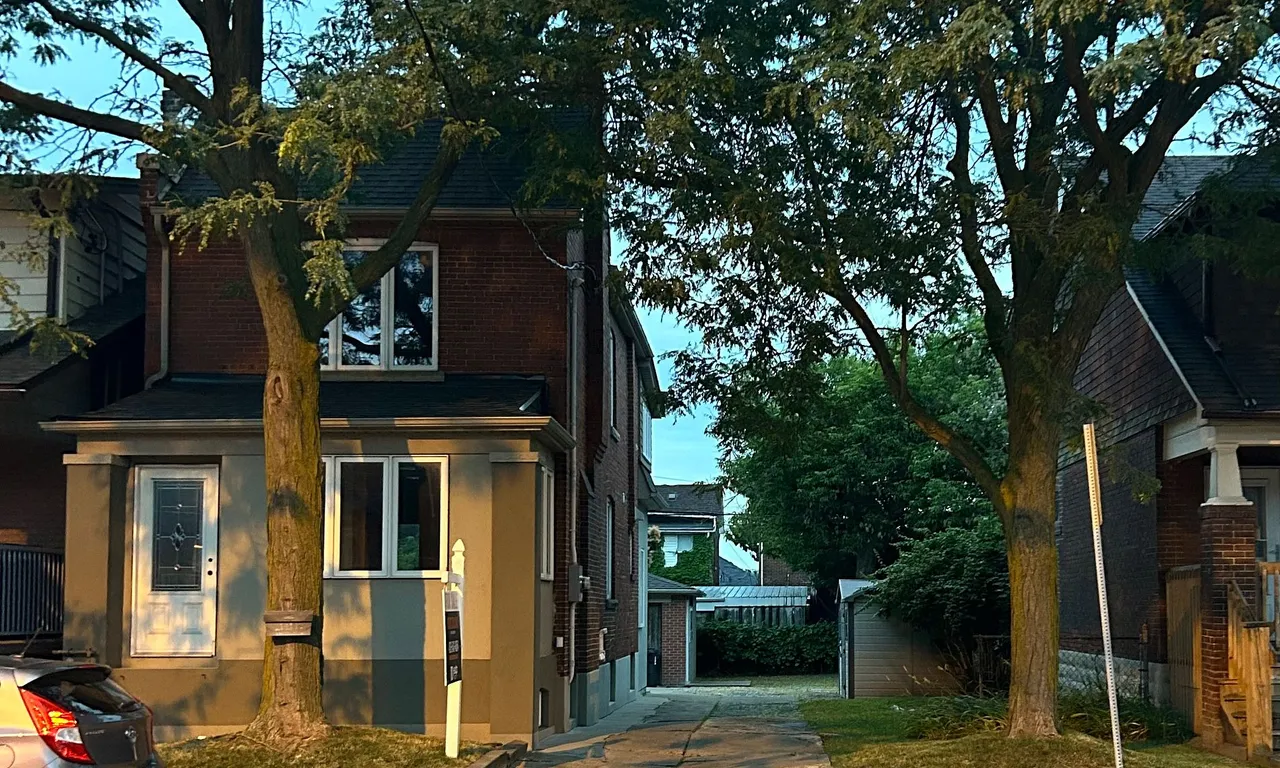 295 Oakwood Ave, Toronto, ON M6E 2V3