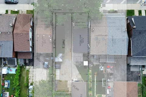 295 Oakwood Ave, Toronto, ON M6E 2V3