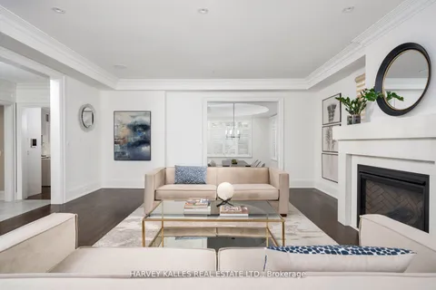 72 Lawton Blvd, Toronto, ON M4V 2A2