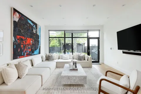 49 Brookfield St, Toronto, ON M6J 3A8