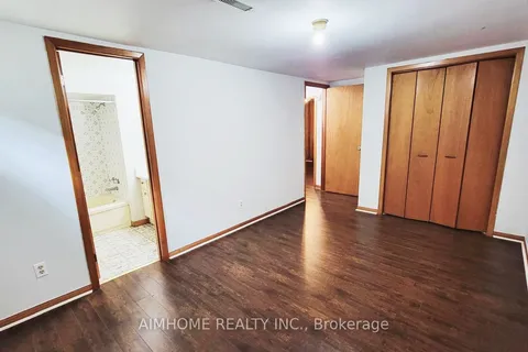 326 Mckee Ave, Toronto, ON M2N 4E5