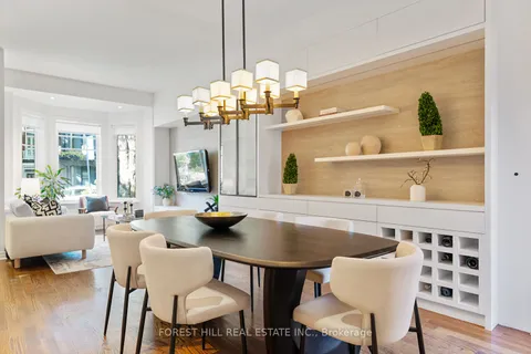 271 Major St, Toronto, ON M5S 2L5