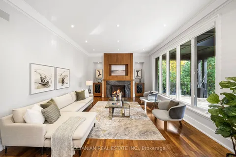 97 Post Rd, Toronto, ON M3B 1J3