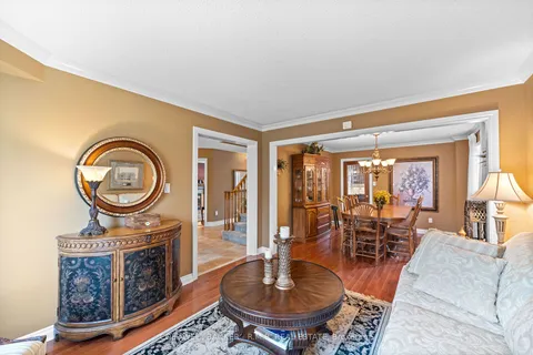 81 Willowbrook Dr, Whitby, ON L1R 2A8