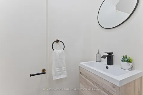 353 Victoria Park Ave, Toronto, ON M4E 3S9