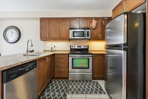 5 Ignatius Lane, Toronto, ON M1E 0A2