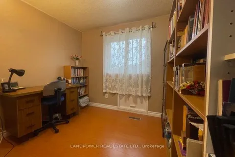 19 Sadlee Cove Cres, Toronto, ON M1V 1Y3