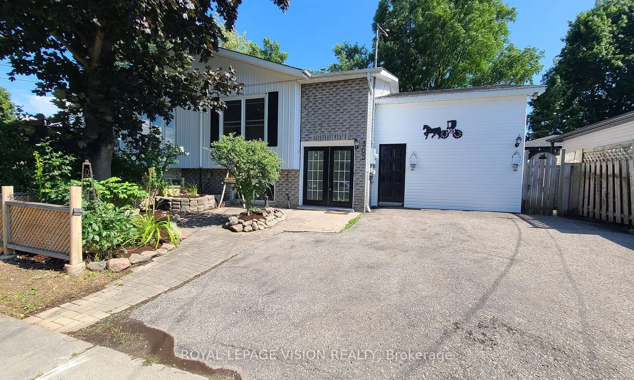 303 Beech St, Whitby, ON L1N 3B3