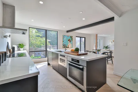 395 Morrish Rd, Toronto, ON M1C 1E9
