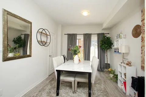 1703 Pleasure Valley Path, Oshawa, ON L1G 0E3