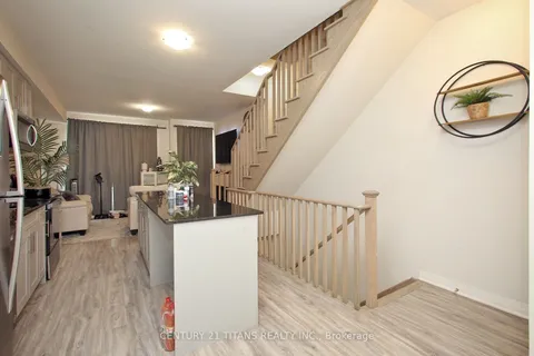 1703 Pleasure Valley Path, Oshawa, ON L1G 0E3