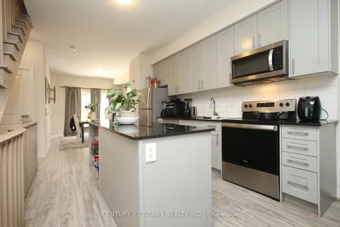 1703 Pleasure Valley Path, Oshawa, ON L1G 0E3