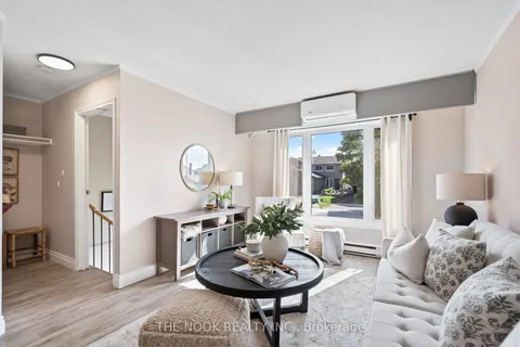 1288 Sunningdale Ave, Oshawa, ON L1H 8G7