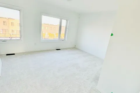 211 Monarch Ave, Ajax, ON L1S 7M3