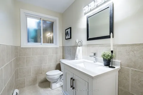 846 Pinecrest Rd, Oshawa, ON L1K 2B2