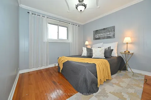 868 Reytan Blvd, Pickering, ON L1W 1Y5