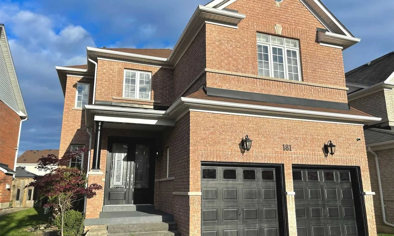 181 Cachet Blvd, Whitby, ON L1M 2L9