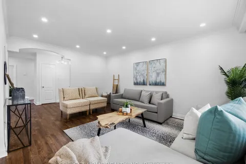 7 Wortham Dr, Toronto, ON M1G 1W5