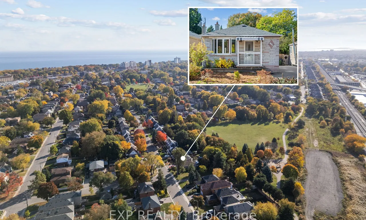 104 Natal Ave, Toronto, ON M1N 3V6