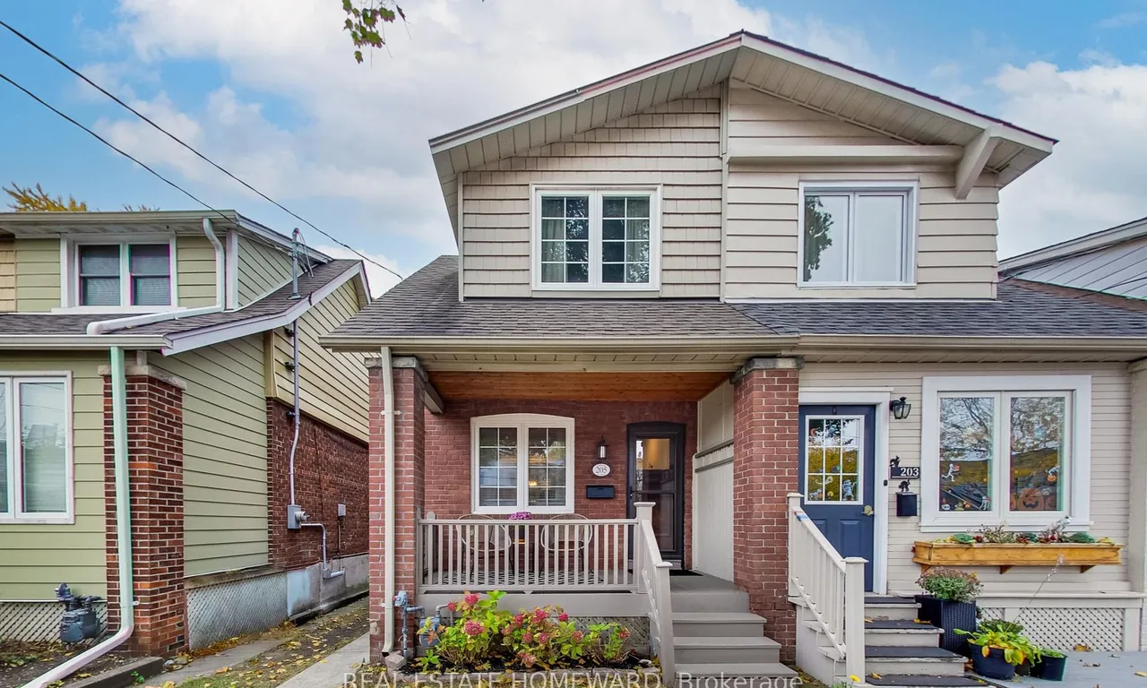 205 Lawlor Ave, Toronto, ON M4E 3L9