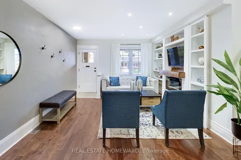 205 Lawlor Ave, Toronto, ON M4E 3L9