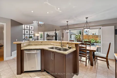 57 Windbreak Cres, Whitby, ON L1P 1R9