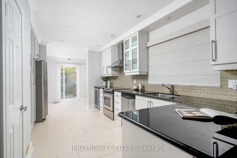 53 Ferrier Ave, Toronto, ON M4K 3H5