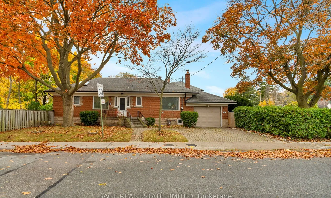 149 Glenwood Cres, Toronto, ON M4B 1J8