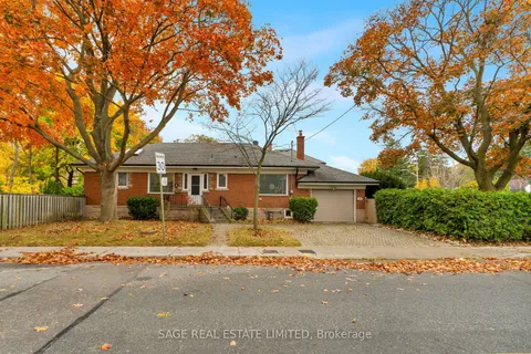 149 Glenwood Cres, Toronto, ON M4B 1J8