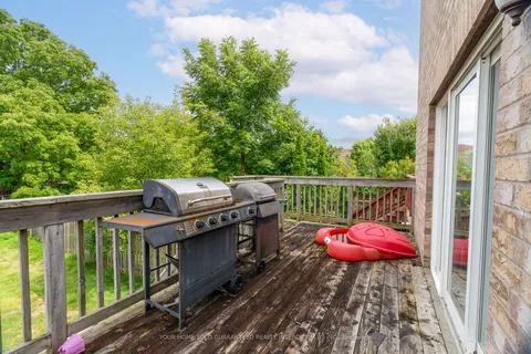 435 Meadowvale Rd, Toronto, ON M1C 1S6