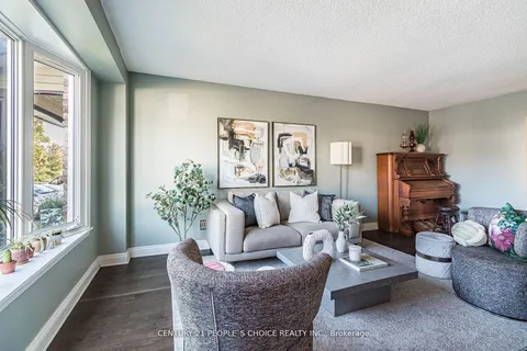 644 Balsam Cres, Oshawa, ON L1J 6A2