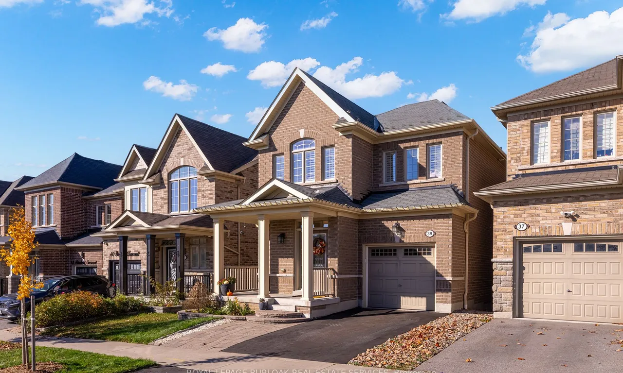 39 Stockell Cres, Ajax, ON L1T 0M5