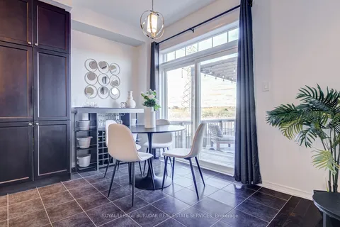 39 Stockell Cres, Ajax, ON L1T 0M5