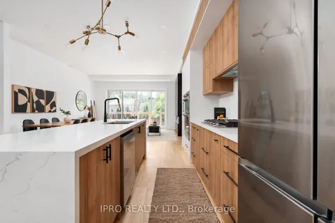 280 Westlake Ave, Toronto, ON M4C 4T6