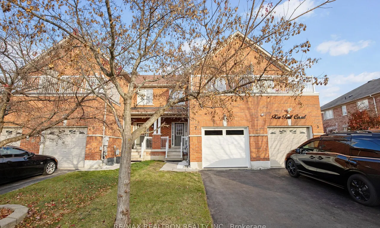 7 Tait Crt, Toronto, ON M1X 0B1