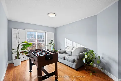 7 Tait Crt, Toronto, ON M1X 0B1