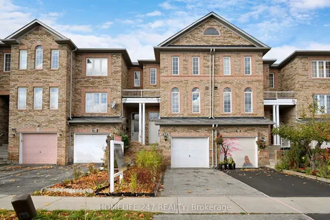 82 Conn Smythe Dr, Toronto, ON M1J 3P5