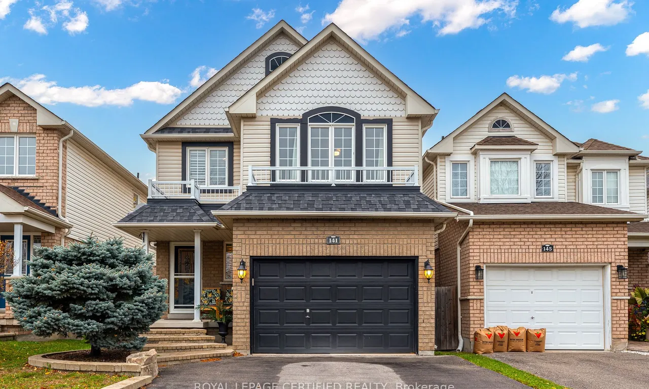 141 Madden Pl, Clarington, ON L1C 5K4
