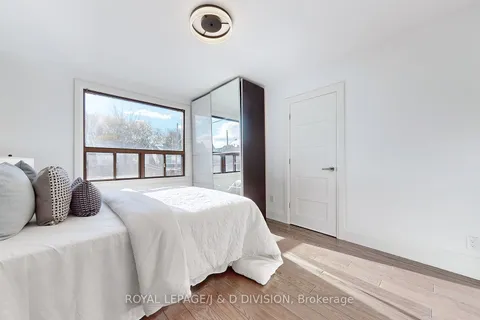 38 Fielding Ave, Toronto, ON M4J 1R5