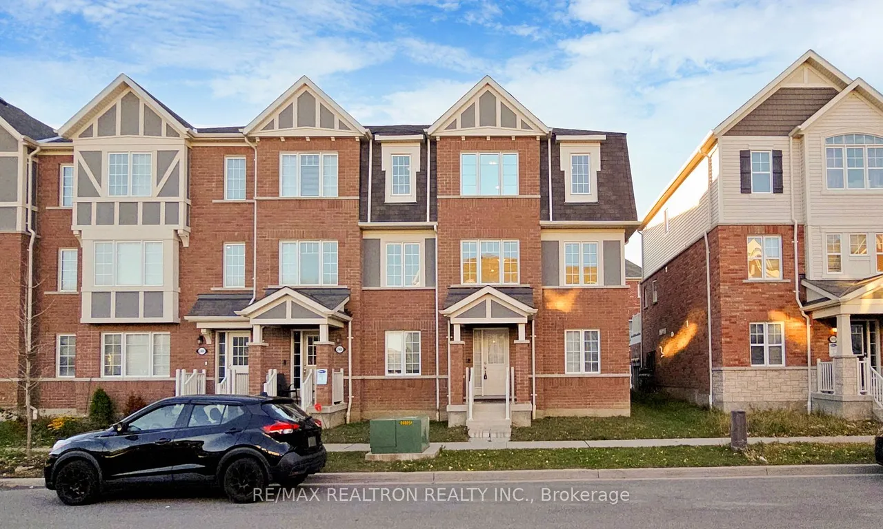 2408 Fall Harvest Cres, Pickering, ON L1X 0G2