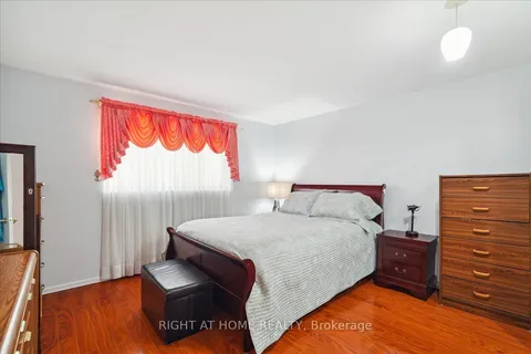 48 Ardgowan Cres, Toronto, ON M1V 1B3