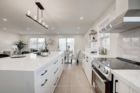 73 Darnborough Way, Toronto, ON M1W 2G2