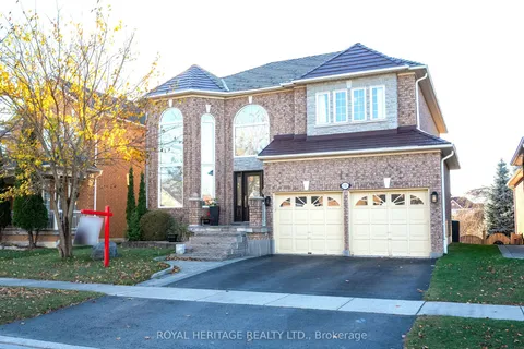 131 Root Cres, Ajax, ON L1T 4L5
