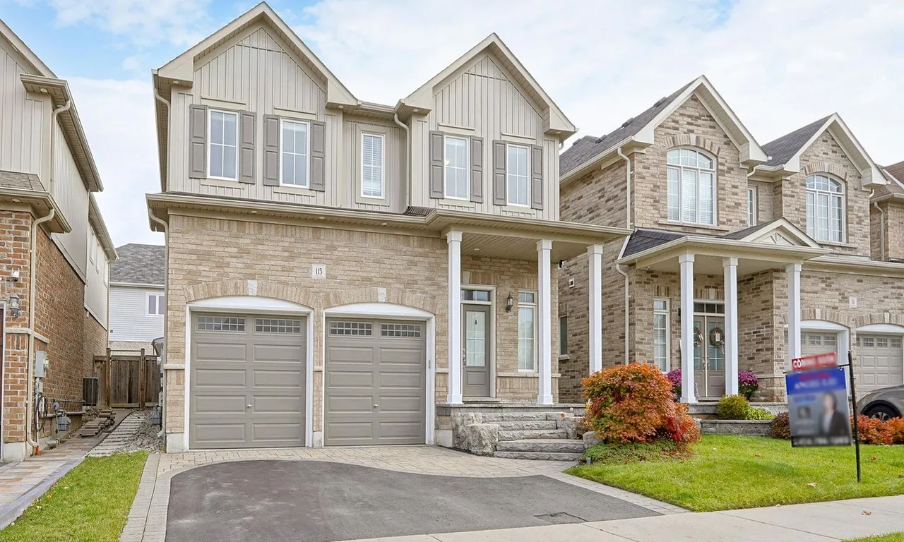115 Roy Nichols Dr, Clarington, ON L1E 0H6
