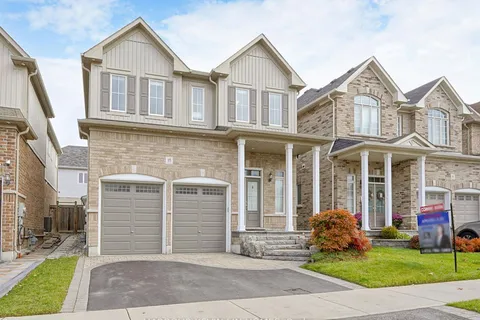 115 Roy Nichols Dr, Clarington, ON L1E 0H6